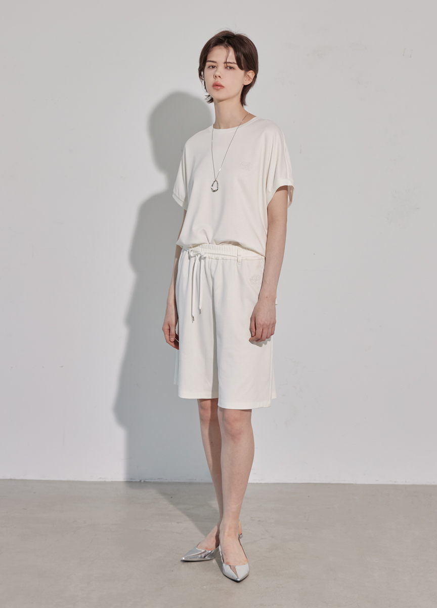 柔挺刺繡短袖棉衫